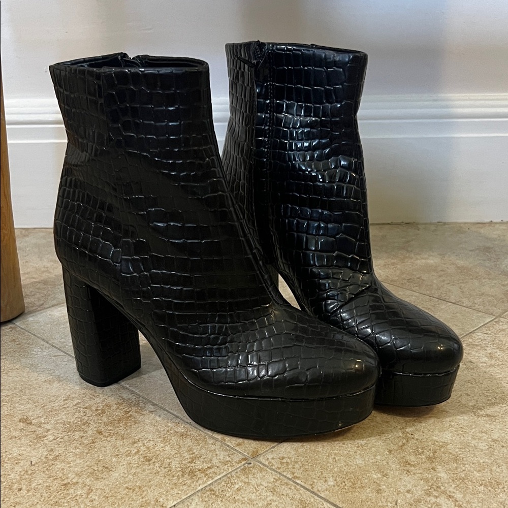 Mix No. 6 Black Croc-Patterned Heeled Boots
